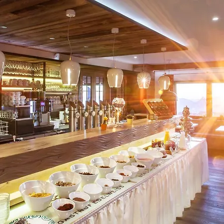 Konukevi Berggasthof Edelweiss Ebensee