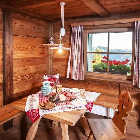 Berggasthof Edelweiss Konukevi Ebensee