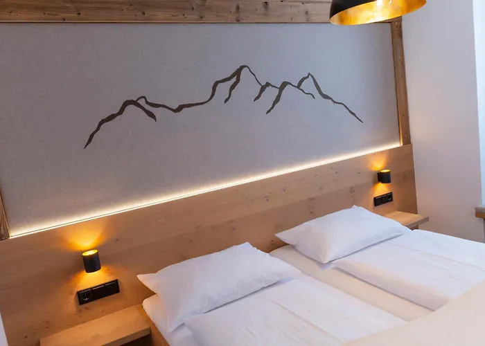 Berggasthof Edelweiss 3*