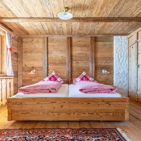 Berggasthof Edelweiss Guest house Ebensee