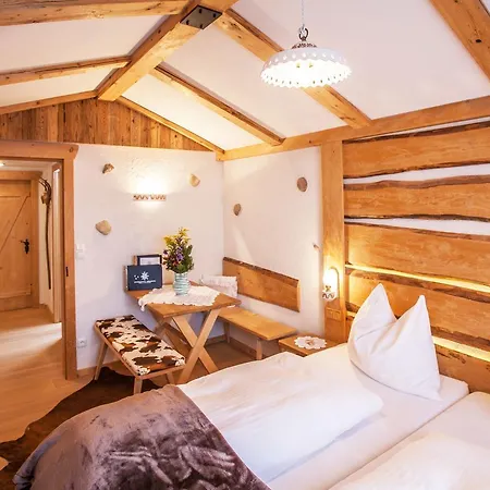 Berggasthof Edelweiss Guest house Ebensee